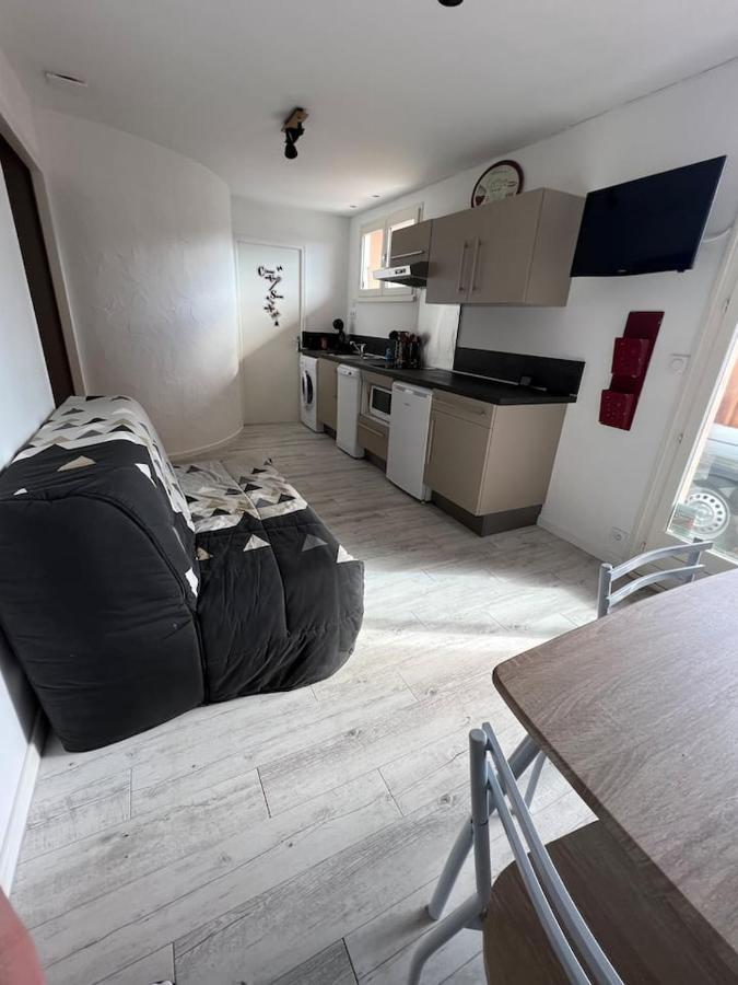 Charmant Appartement Calme Et Lumineux Chateauvieux  Luaran gambar